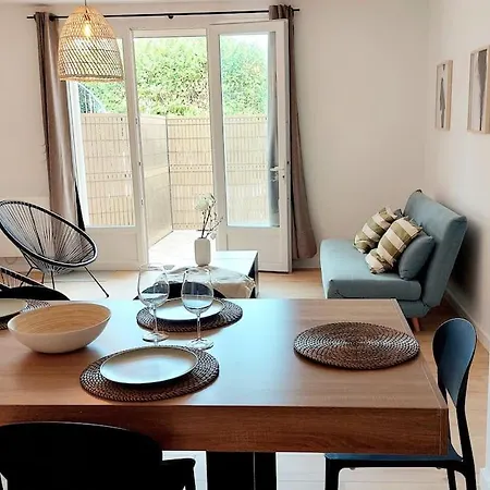 Tarbes Tres Beau T3 Avec Petite Terrasse Et Pkg 奥多斯