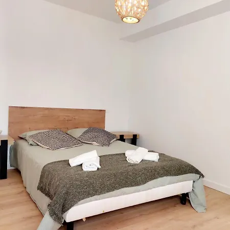 Appartement Tarbes Très Beau T3 Avec Petite Terrasse Et Pkg *